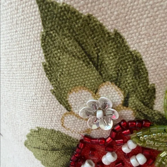 NWT-BEADED (one side) Striped Farmer's Market Tote Bag with Strawberry Design - Picture 14 of 14